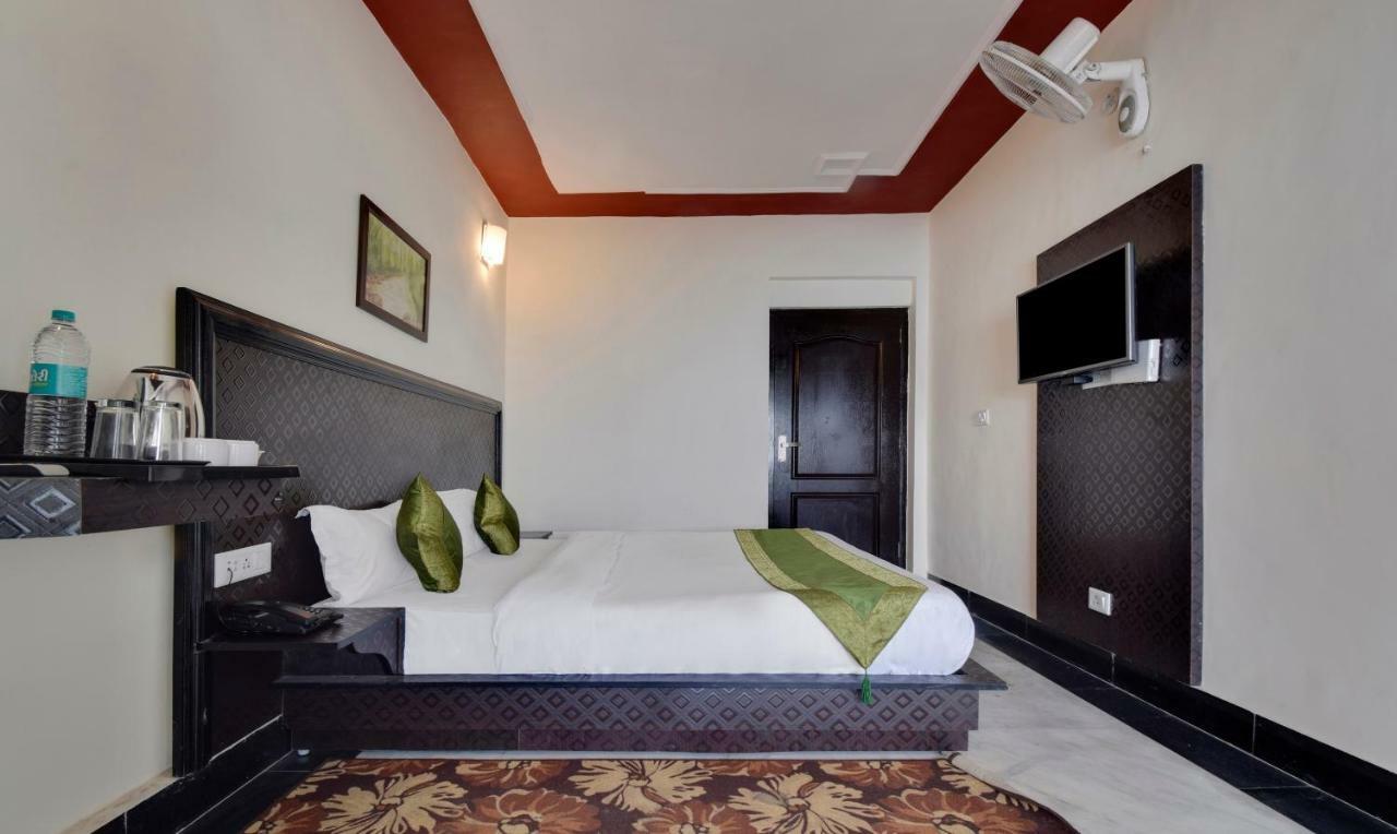 Treebo Mayur, Mall Road Mussoorie Εξωτερικό φωτογραφία